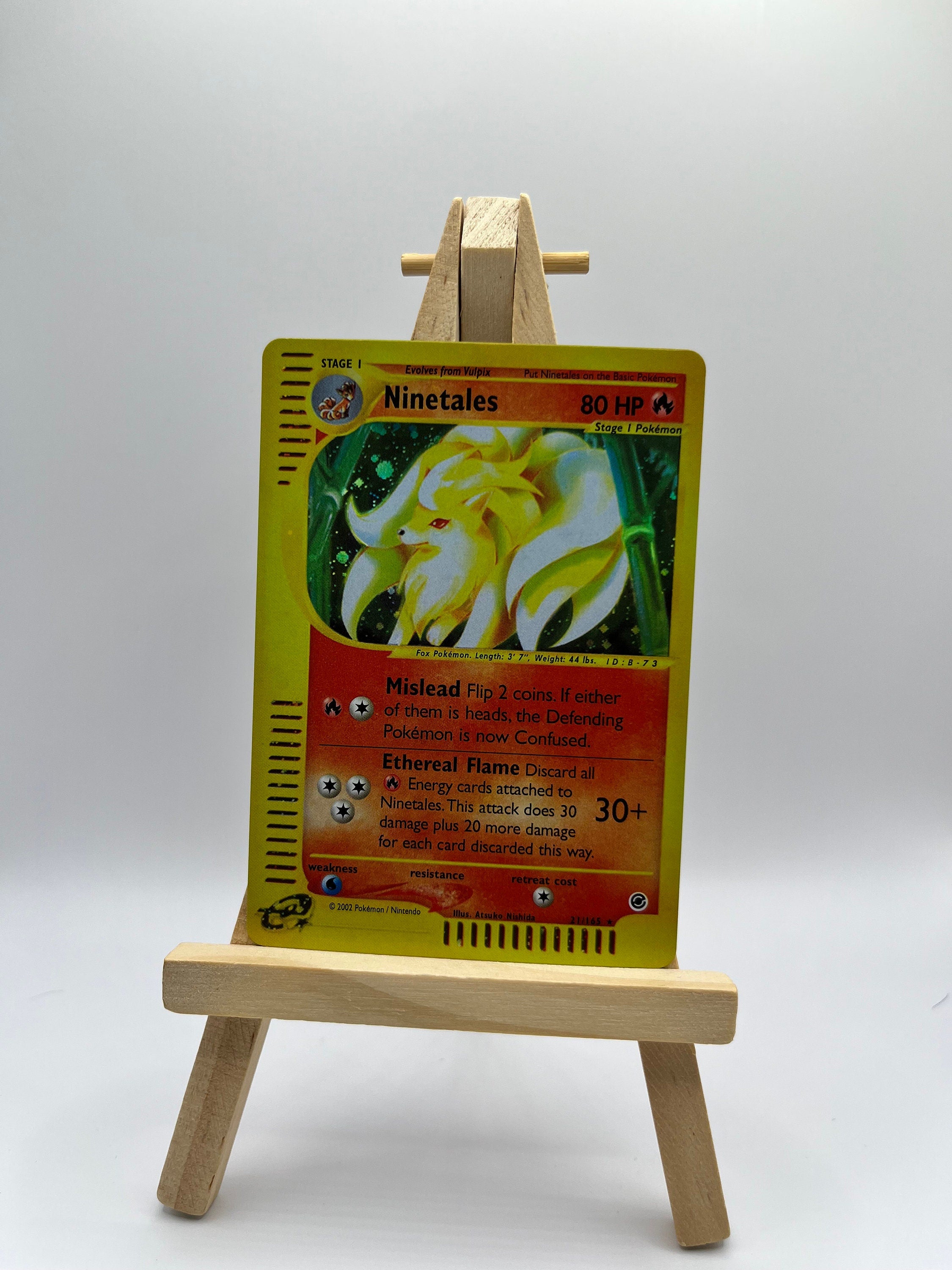 Ninetales (31) - SWSH08: Fusion Strike (SWSH08)