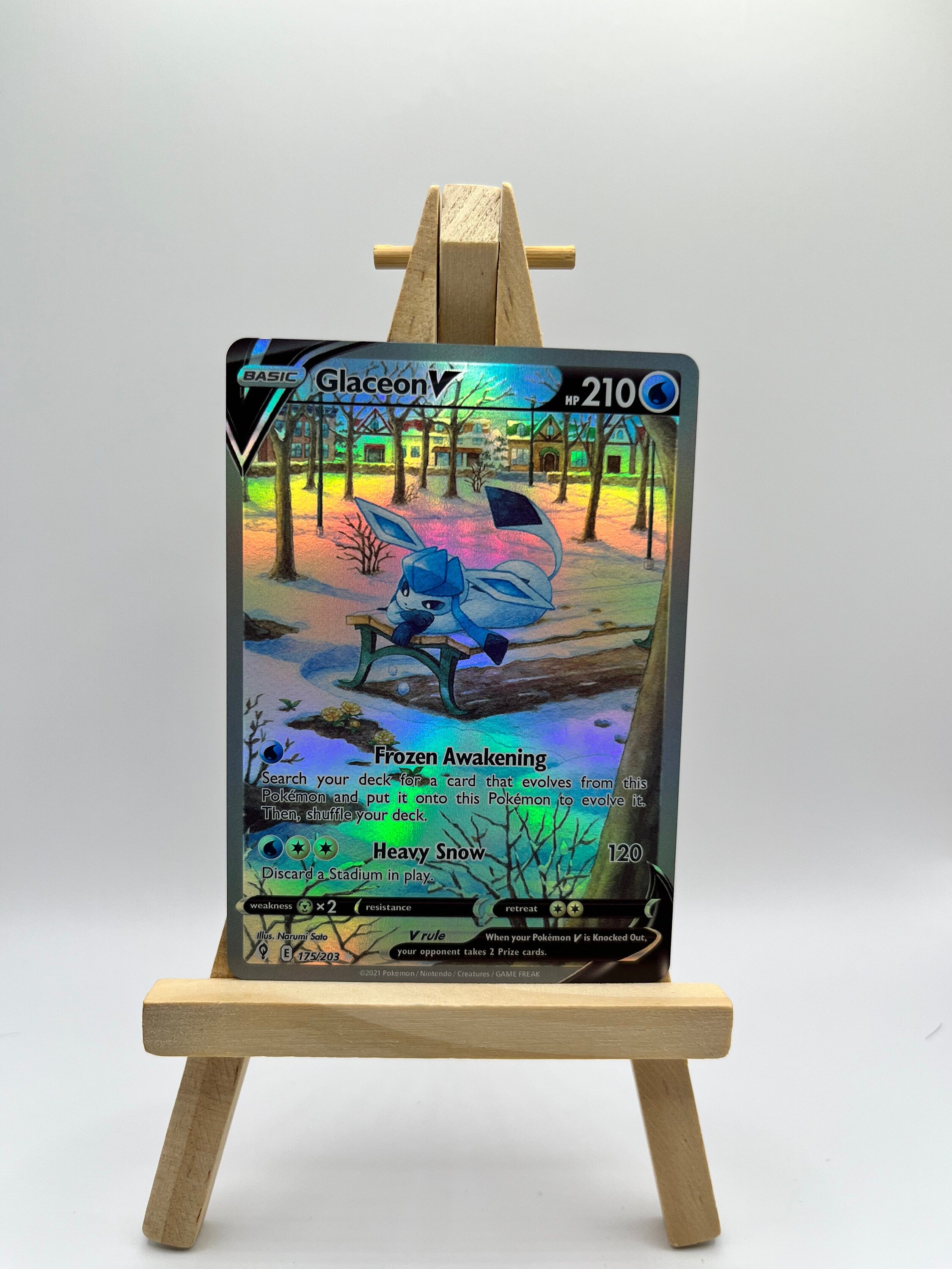 Glaceon V (Alternate Art Full) - SWSH07: Evolving Skies (SWSH07)