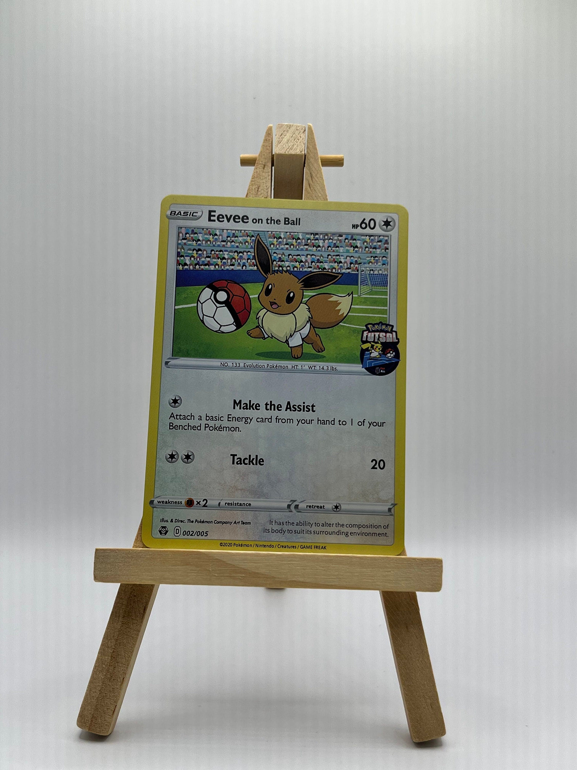 Eevee on the Ball - 002/005 (Pokemon Futsal) - Miscellaneous Cards & Products (MCAP)